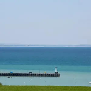Affittacamere La Metairie-du-vauhariot - Ou - Piscine Chauffée - Vue Et Mont Saint Michel Et Gr34 - Résidence Hôtelière