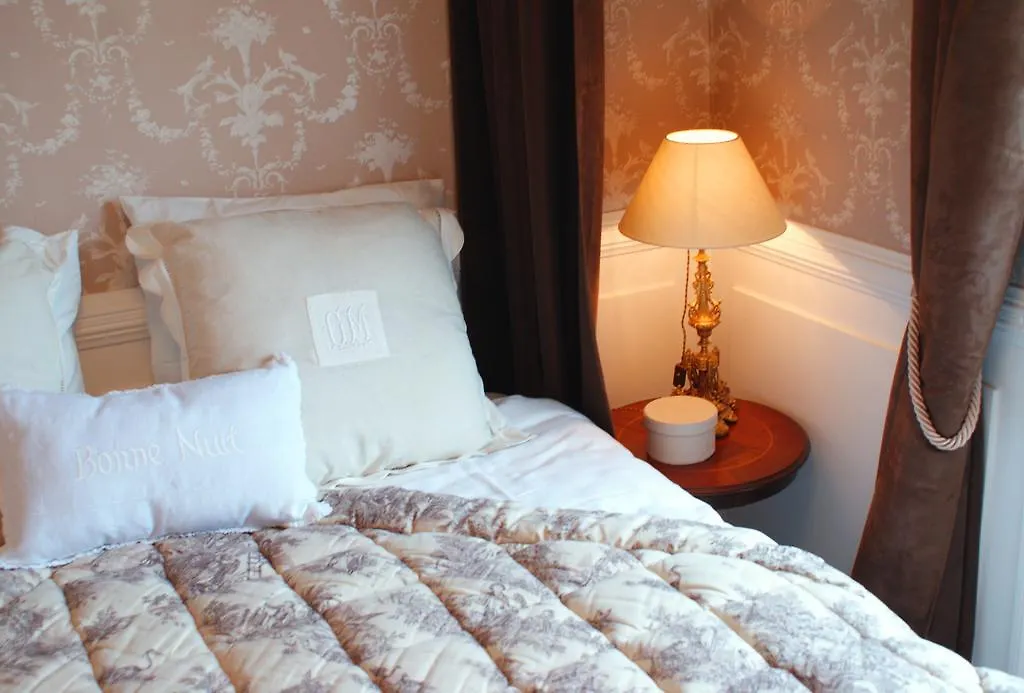 Hotel La Gougeonnais La Richardais Pensión